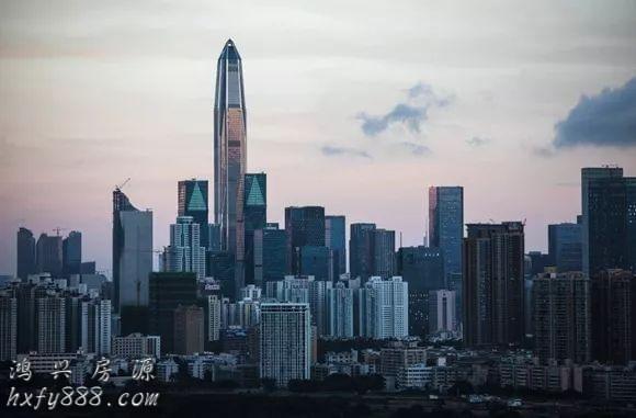 到深圳和东莞走了一圈，觉得香港该醒一醒了