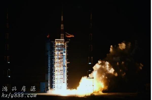 中国高分十号卫星发射成功， 顺利进入预定轨道