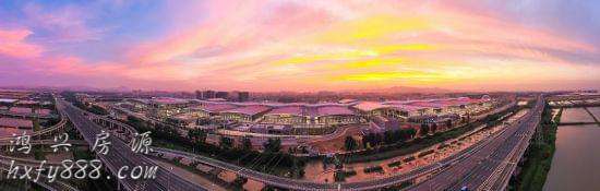 深圳国际会展中心硬核科技实力，波涛之中随风飘舞